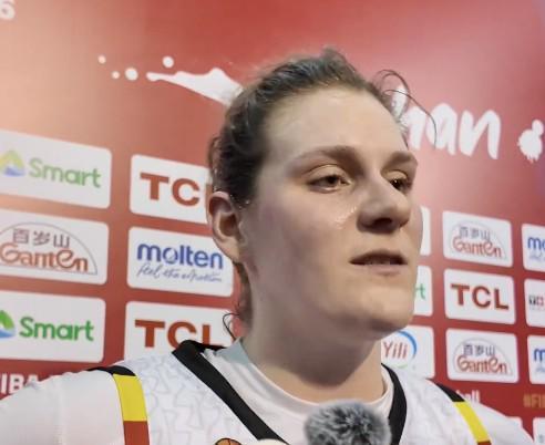 精疲力竭!比利时女篮中锋:张子宇是我见过最强壮的女篮球员